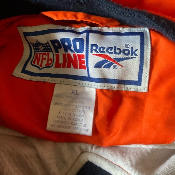 Denver Bronco Windbreaker - Picture 2 of 6
